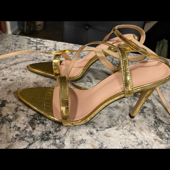 Brand New never worn size 10 - Picture 6 of 6